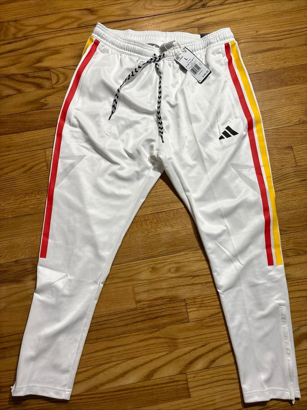 ADIDAS House of Tiro Nations Pack Pants White,red,gold,green Men’s sz L NEW!